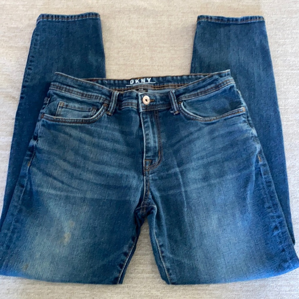 DKNY “Mercer Slim” jeans. Size 33/32
